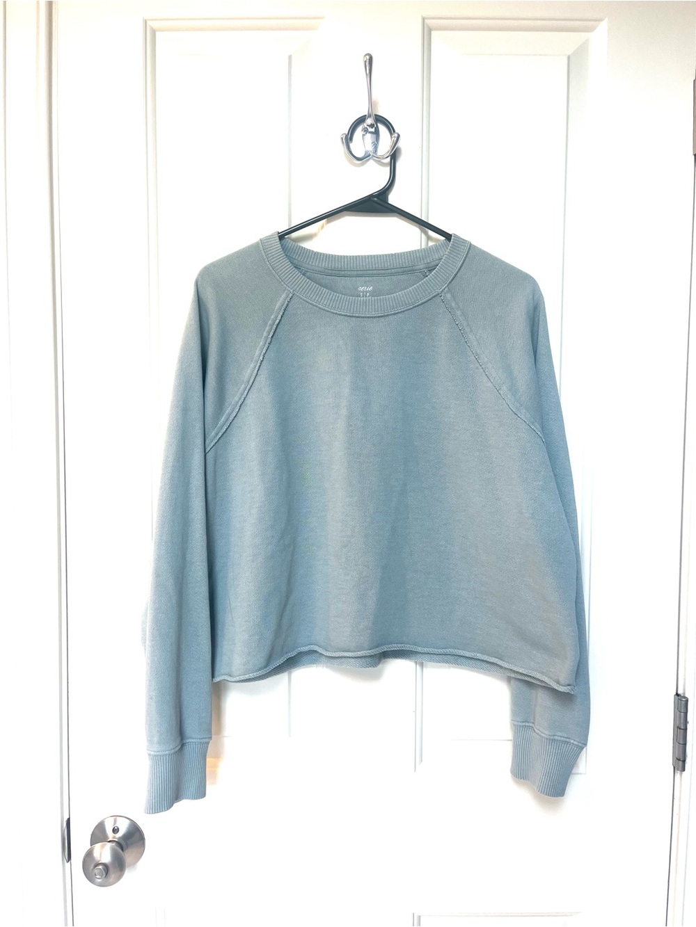Aerie Crew Neck Relaxed Fit Raw Hem Sage Green Sweatshirt Size S